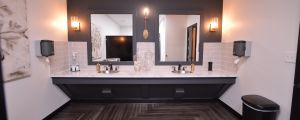 Sanders Team Realty Bathroom design